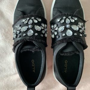 Aldo black silk-like shoes sz.8